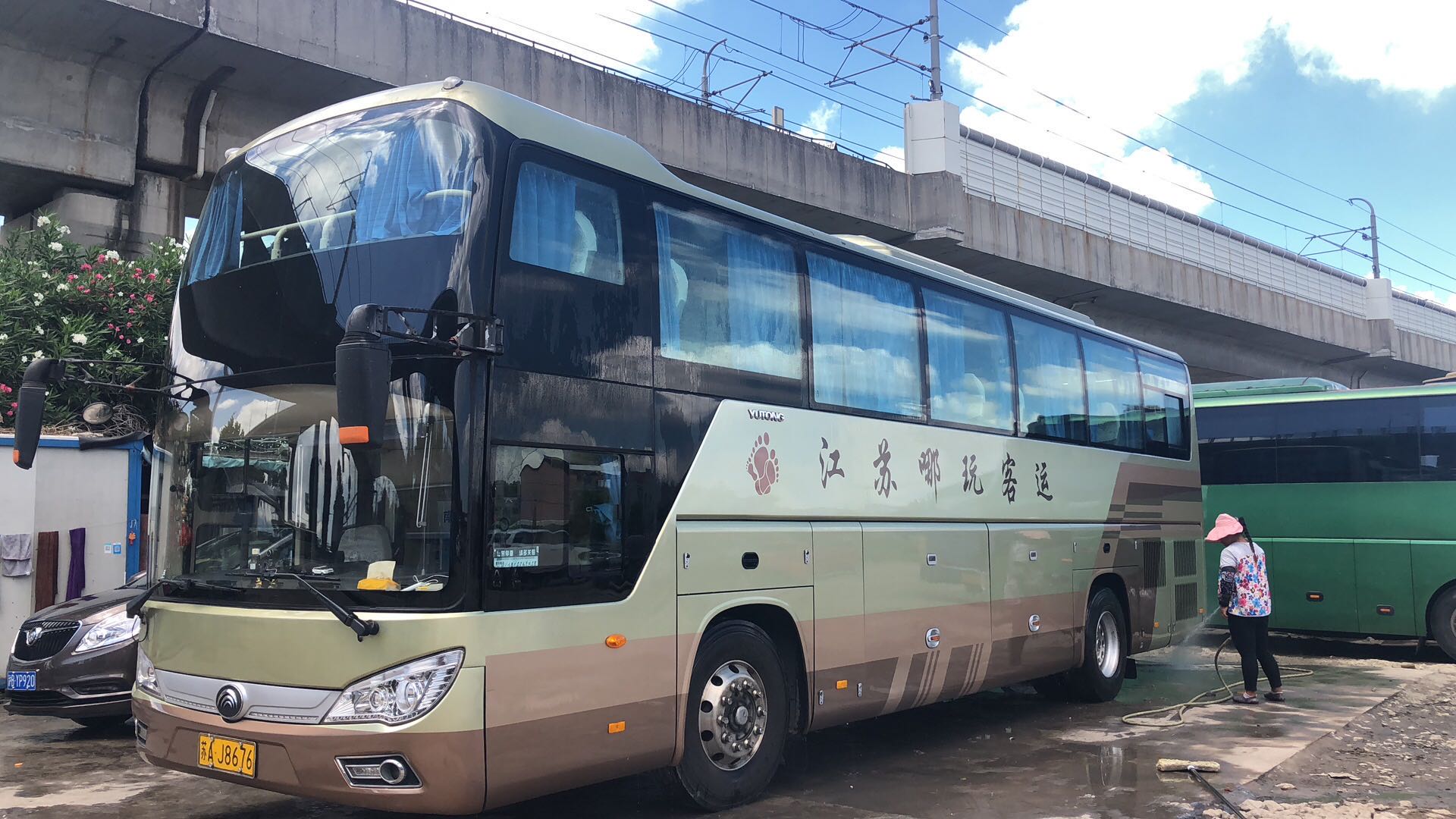 南京市区45-55座旅游大巴包车